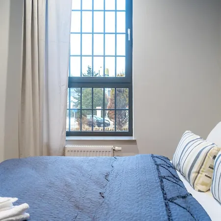 Apartment Modern By Bookinghost