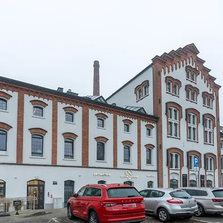 Modern By Bookinghost *