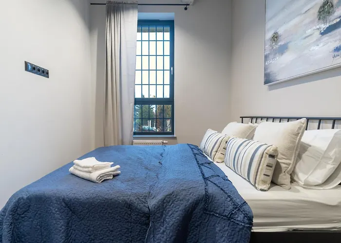 Modern By Bookinghost * Бельско-Бяла