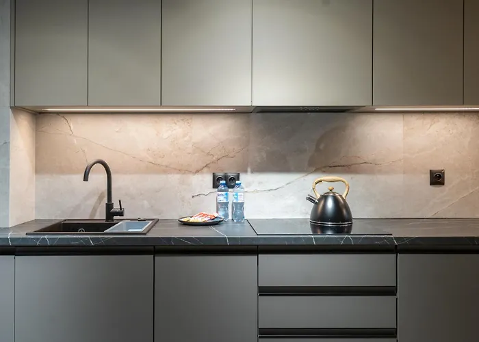 Modern By Bookinghost *